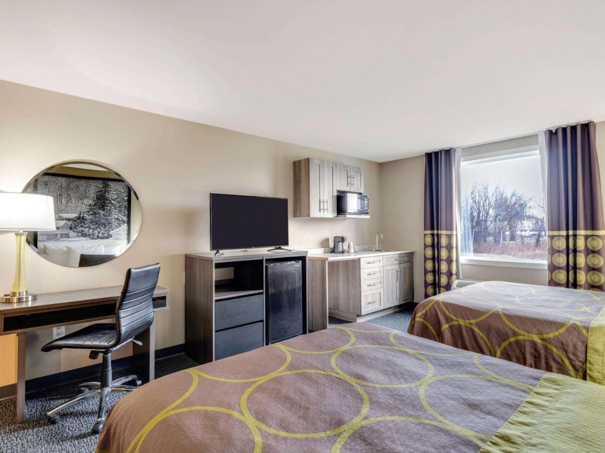 Super 8 By Wyndham Moosonee Ξενοδοχείο Εξωτερικό φωτογραφία